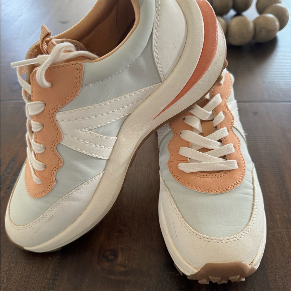 Altar’d State sneakers size 7 | light blue,white & peach.